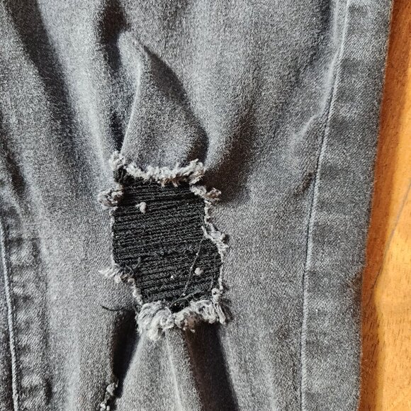 Old Navy Black ROCKSTAR Super Skinny Ankle Ripped Jeans Size 4 Tall - Picture 7 of 15